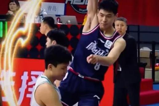 行业中的热